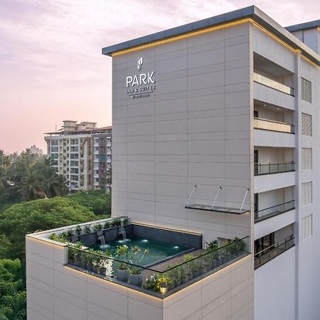 Park Inn & Suites By Radisson Thrissur East Fort Ngoại thất bức ảnh
