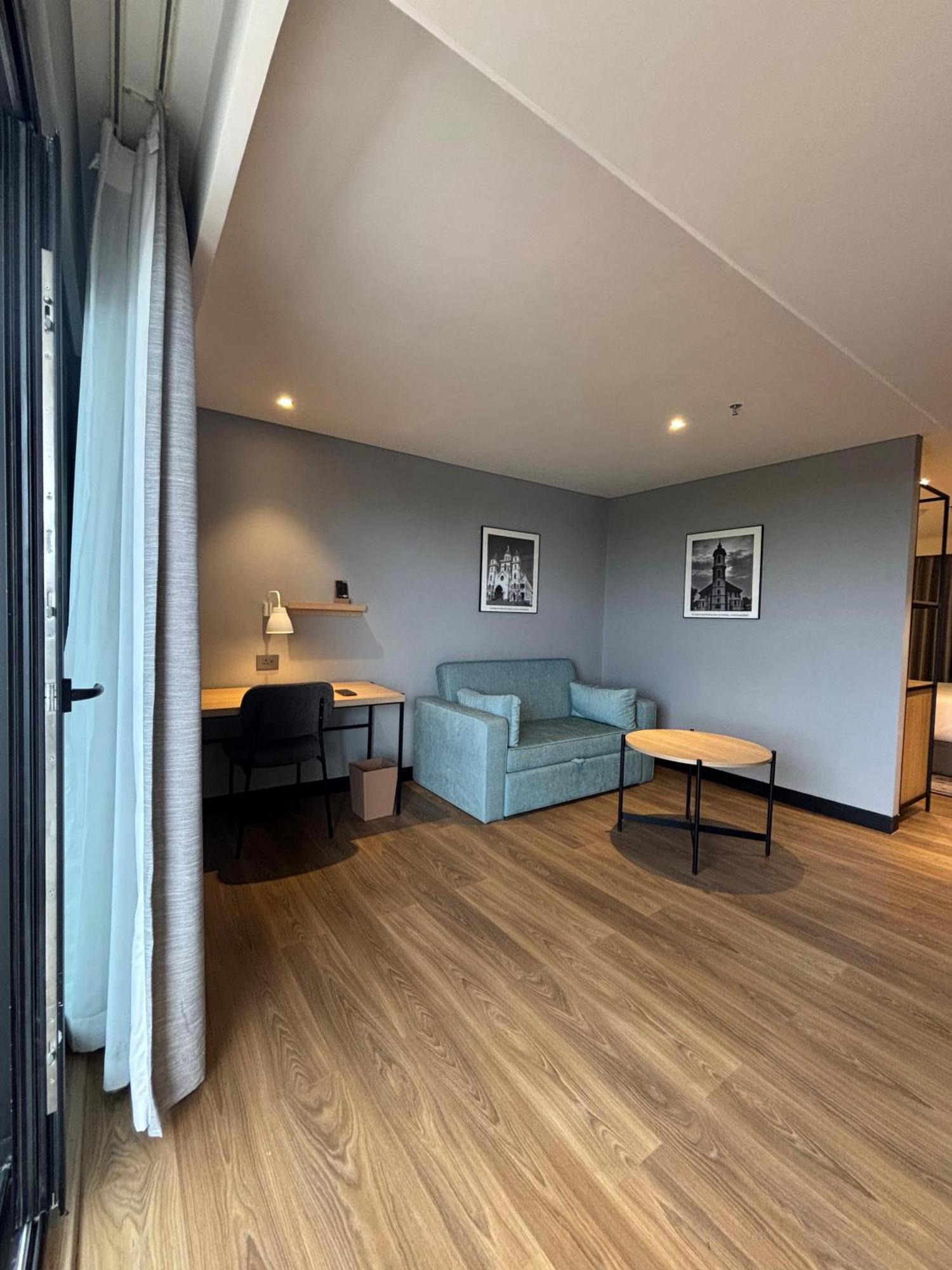 Park Inn & Suites By Radisson Thrissur East Fort Ngoại thất bức ảnh