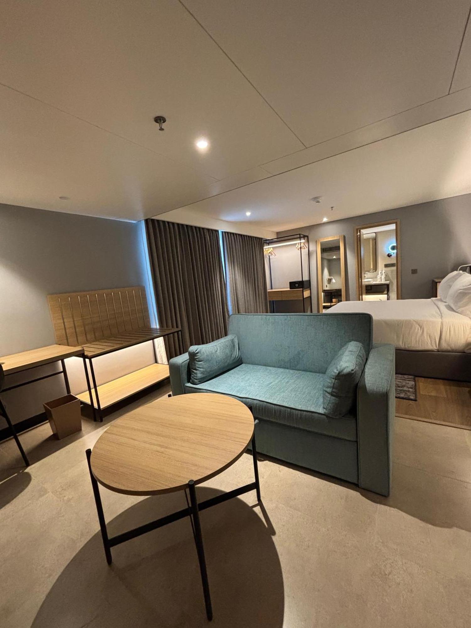 Park Inn & Suites By Radisson Thrissur East Fort Ngoại thất bức ảnh