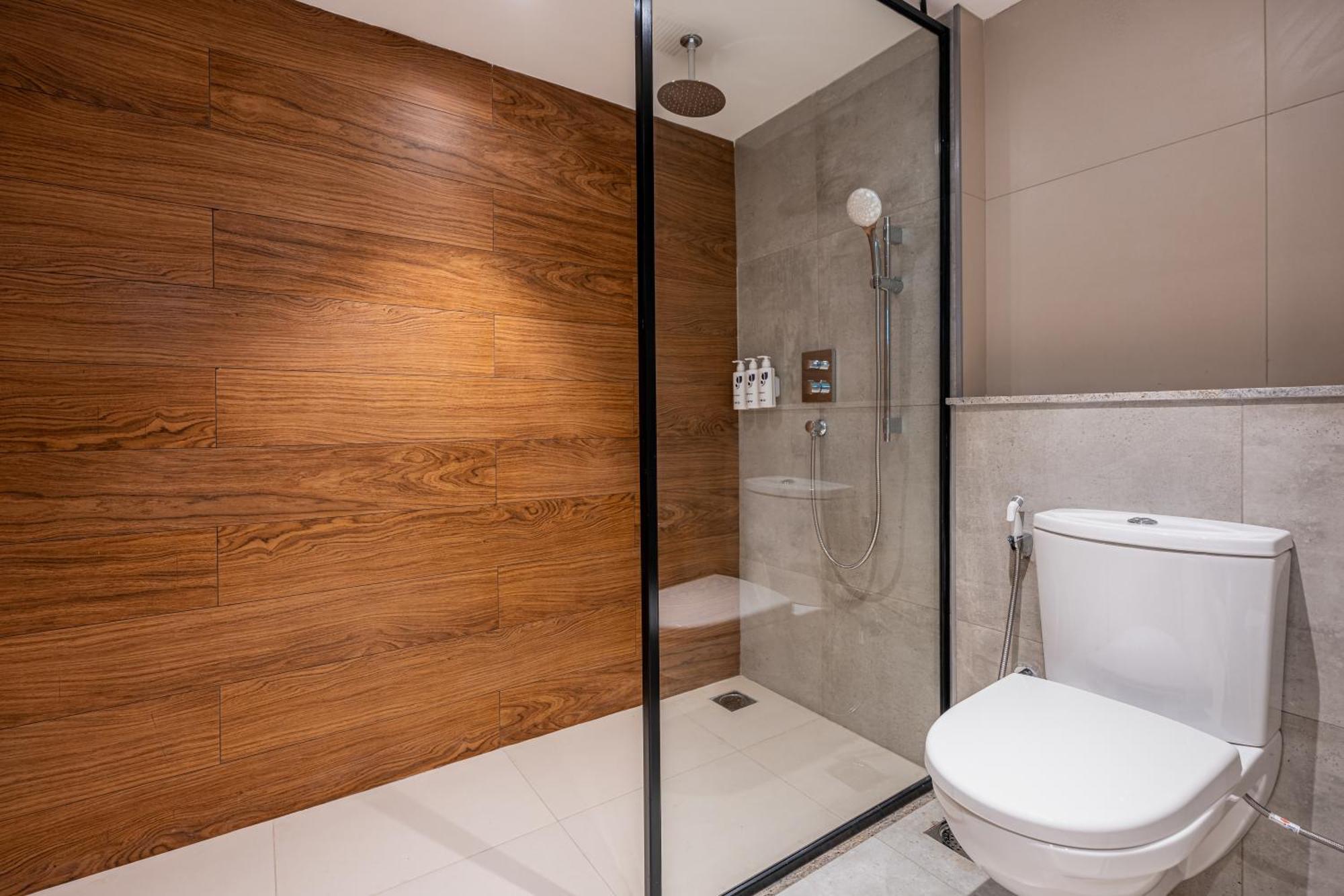 Park Inn & Suites By Radisson Thrissur East Fort Ngoại thất bức ảnh