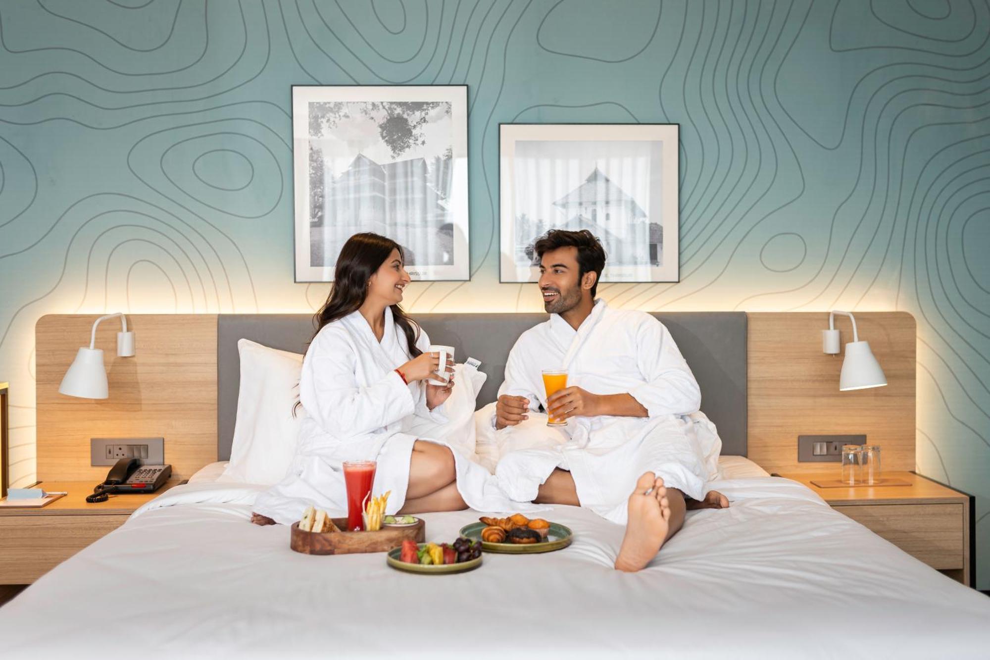 Park Inn & Suites By Radisson Thrissur East Fort Ngoại thất bức ảnh
